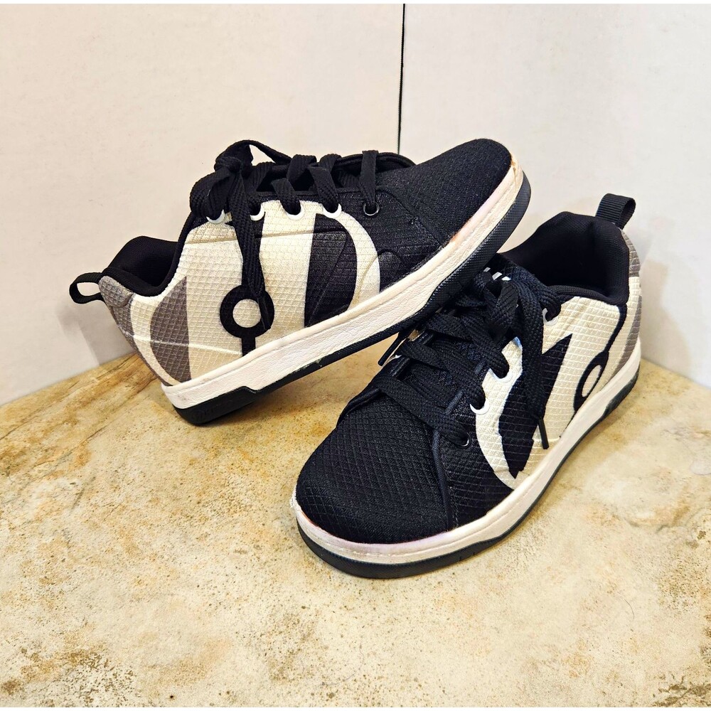 Heelys Skate Wheel Shoes Repel Boys 4Y Black White Grey HE100646